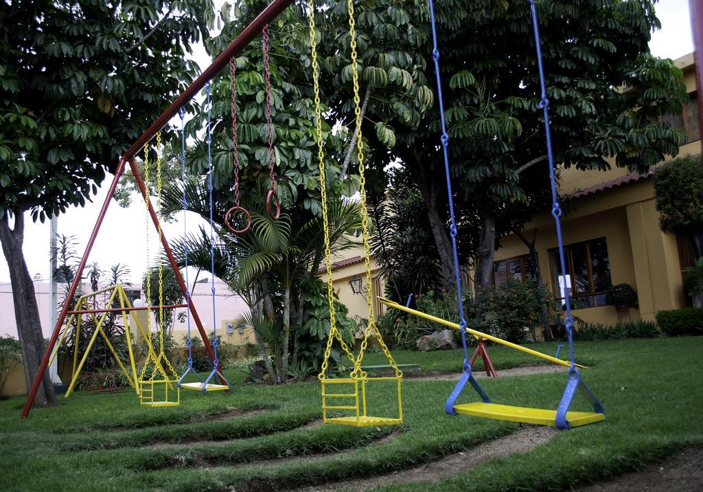 Hotel Los Olivos Spa Oaxaca Luaran gambar